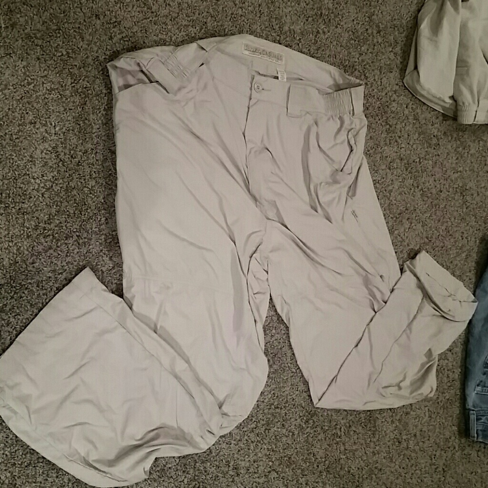 Cabela casuals. Xl...32 length. Fishing hiking pa